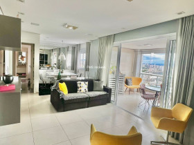 Apartamento com 3 Quartos à Venda, 90 m² em água Branca - São Paulo