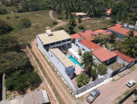 Casa com 6 Quartos à Venda, 500 m² em Aruana - Aracaju