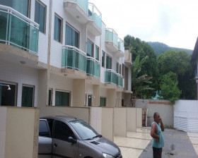Casa com 3 Quartos à Venda, 105 m² em Praia Grande - Mangaratiba