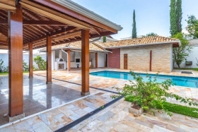 Casa com 4 Quartos à Venda, 458 m² em Residencial Vila Verde - Campinas