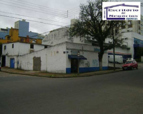 Terreno à Venda, 400 m² em Cavalhada - Porto Alegre