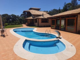 Casa de Condomínio com 3 Quartos à Venda, 600 m² em Roseira - Mairiporã