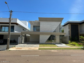 Casa de Condomínio com 6 Quartos à Venda, 310 m² em Aponiã - Porto Velho