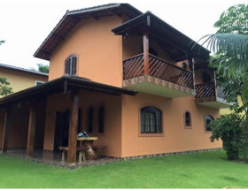 Casa com 2 Quartos à Venda, 120 m² em Perequê Mirim - Ubatuba