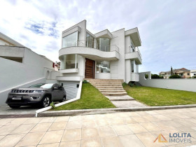 Casa com 4 Quartos à Venda, 420 m² em São João Do Rio Vermelho - Florianopolis