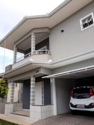 Casa com 4 Quartos à Venda, 257 m² em Barreiros - São José