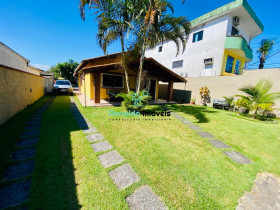 Casa com 2 Quartos à Venda, 375 m² em Centro - Bertioga