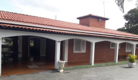 Chácara com 6 Quartos à Venda, 600 m² em Campestre - Piracicaba