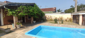 Casa com 3 Quartos à Venda, 232 m² em Indaiá - Caraguatatuba