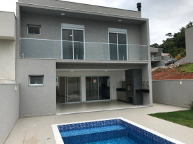 Casa à Venda, 300 m² em Condomínio Residencial Euroville - Bragança Paulista