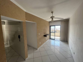 Apartamento com 2 Quartos à Venda, 62 m² em Guilhermina - Praia Grande