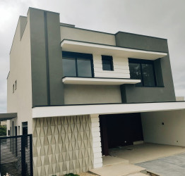 Casa com 4 Quartos à Venda, 236 m² em Arujazinho - Arujá
