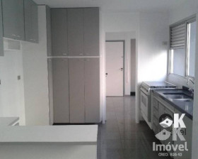Apartamento com 4 Quartos à Venda, 168 m² em Vila Nova Conceição - São Paulo