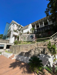 Sobrado com 4 Quartos à Venda, 600 m² em Jardim São Benedito - São Paulo