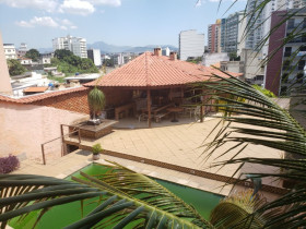 Casa com 4 Quartos à Venda, 360 m² em 25 De Agosto - Duque De Caxias