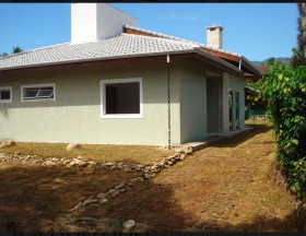 Casa com 4 Quartos à Venda, 238 m² em Horto Florestal - Ubatuba