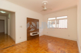 Apartamento com 3 Quartos à Venda, 80 m² em Menino Deus - Porto Alegre