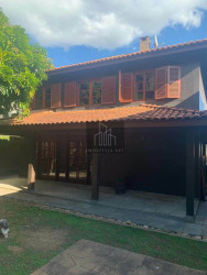Casa com 4 Quartos à Venda, 256 m² em Alphaville - Santana De Parnaíba