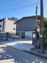 Galpão à Venda, 400 m² em Adhemar Garcia - Joinville