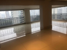 Apartamento com 3 Quartos à Venda, 250 m² em Vila Mariana - São Paulo