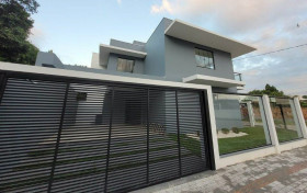 Casa com 3 Quartos à Venda, 128 m² em Itacolomi - Balneário Piçarras