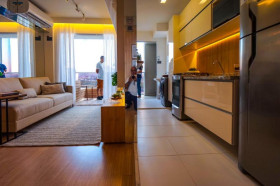 Apartamento com 2 Quartos à Venda, 52 m² em Campo Dos Afonsos - Rio De Janeiro