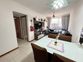 Apartamento com 2 Quartos à Venda, 60 m² em Jardim Camburi - Vitória