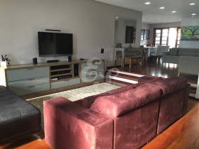 Casa de Condomínio com 3 Quartos à Venda, 220 m² em Alphaville - Santana De Parnaíba