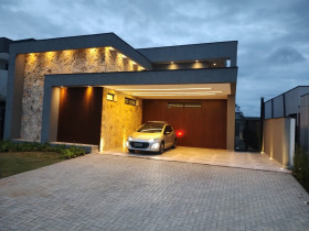 Casa de Condomínio com 3 Quartos para Alugar, 243 m² em Alphaville Nova Esplanada 3 - Votorantim
