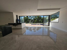 Casa de Condomínio com 4 Quartos à Venda, 372 m² em Alphaville - Santana De Parnaíba