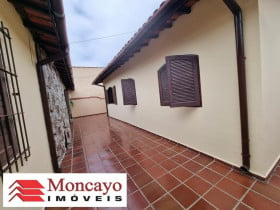 Casa com 2 Quartos à Venda, 250 m² em Balneário Dos Golfinhos - Caraguatatuba