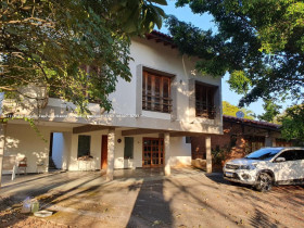 Casa com 3 Quartos à Venda, 237 m² em Condomínio Haras São Luiz - Salto