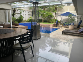 Casa com 5 Quartos à Venda, 629 m² em Alphaville - Santana De Parnaíba
