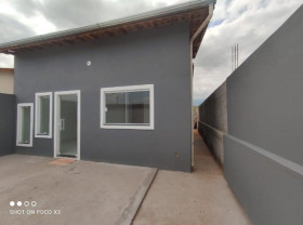 Casa com 2 Quartos à Venda, 66 m² em Cruzeiro