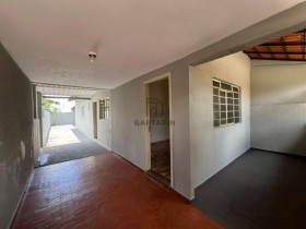 Casa com 2 Quartos à Venda, 138 m² em Jardim Cândida - Araras