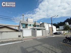 Casa com 6 Quartos à Venda, 377 m² em Fazenda - Itajaí