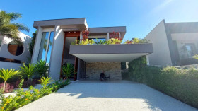 Casa com 6 Quartos à Venda, 450 m² em Riviera - Bertioga