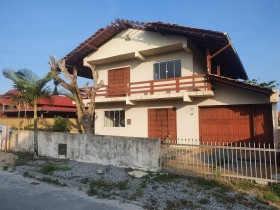 Casa com 3 Quartos à Venda, 180 m² em Salinas - Balneário Barra Do Sul