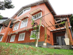 Casa de Condomínio com 4 Quartos à Venda, 976 m² em Jardim Indaiá - Embu Das Artes