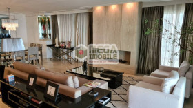 Apartamento com 4 Quartos à Venda, 260 m² em Centro - Florianópolis
