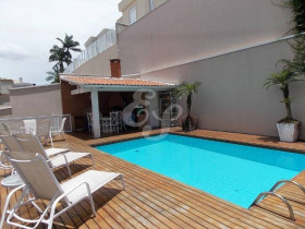 Casa de Condomínio com 4 Quartos para Alugar, 320 m² em Alphaville - Santana De Parnaíba