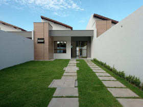 Casa com 2 Quartos à Venda, 68 m² em Pires Façanha - Eusébio