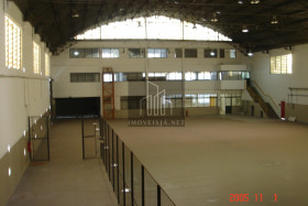 Imóvel Comercial à Venda, 2.500 m² em Tamboré - Barueri