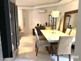 Apartamento com 3 Quartos à Venda, 125 m² em Agronômica - Florianópolis