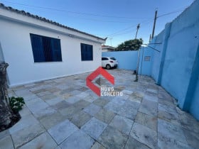 Casa com 4 Quartos à Venda, 140 m² em Papicu - Fortaleza