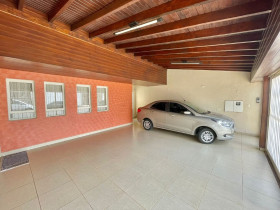 Imóvel com 4 Quartos à Venda, 304 m² em Nova América - Piracicaba