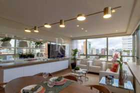 Apartamento com 3 Quartos à Venda, 134 m² em Moinhos De Vento - Porto Alegre