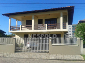 Casa com 2 Quartos à Venda, 250 m² em Gravatá - Navegantes