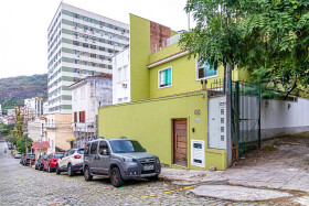 Casa de Vila com 4 Quartos à Venda, 595 m² em Humaitá - Rio De Janeiro