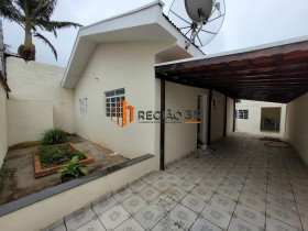 Casa com 2 Quartos à Venda, 200 m² em Jardim Do Contorno - Poços De Caldas